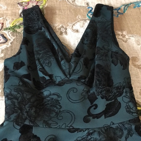 NWT Retro Style Green Fit & Flare Swing Dress - Picture 6 of 8